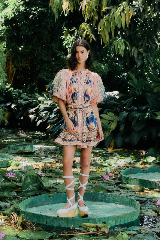 Mini dresses with halter necks for a stylish choice Pink Dream Garden Beaded Belt Mini Dress Mini dresses with halter necks for a stylish choice Pink Dream Garden Beaded Belt Mini Dress