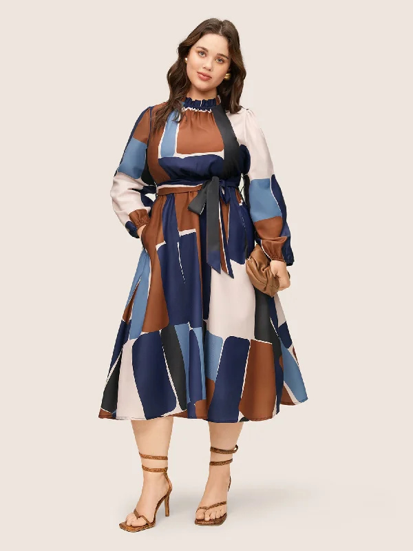 Midi dresses with ruched bodices for a feminine and fitted feel Colorblock Contrast Gathered Frill Trim Belted Dress Midi dresses with ruched bodices for a feminine and fitted feel Colorblock Contrast Gathered Frill Trim Belted Dress