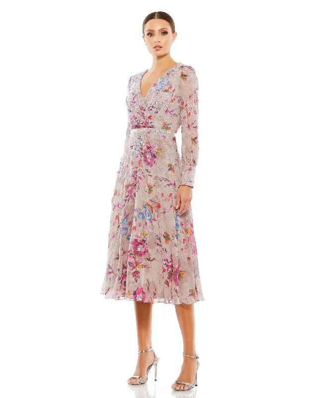 Maternity dress with side ruching to accommodate bump Mac Duggal 9147 Long Sleeve Floral Print Midi Dress Maternity dress with side ruching to accommodate bump Mac Duggal 9147 Long Sleeve Floral Print Midi Dress