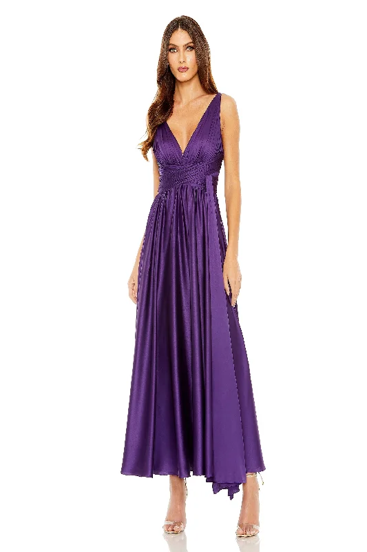 Midi dresses with fringe details for a fun and energetic style Mac Duggal 56035