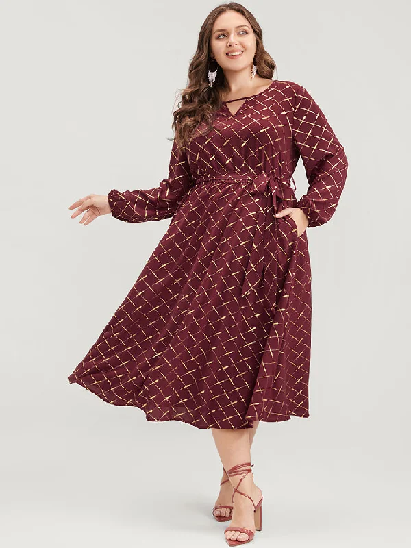 Midi dresses with belted waists to accentuate the figure Geometric Lantern Sleeve Pocket Keyhole Round Neck Belted Dress Midi dresses with belted waists to accentuate the figure Geometric Lantern Sleeve Pocket Keyhole Round Neck Belted Dress