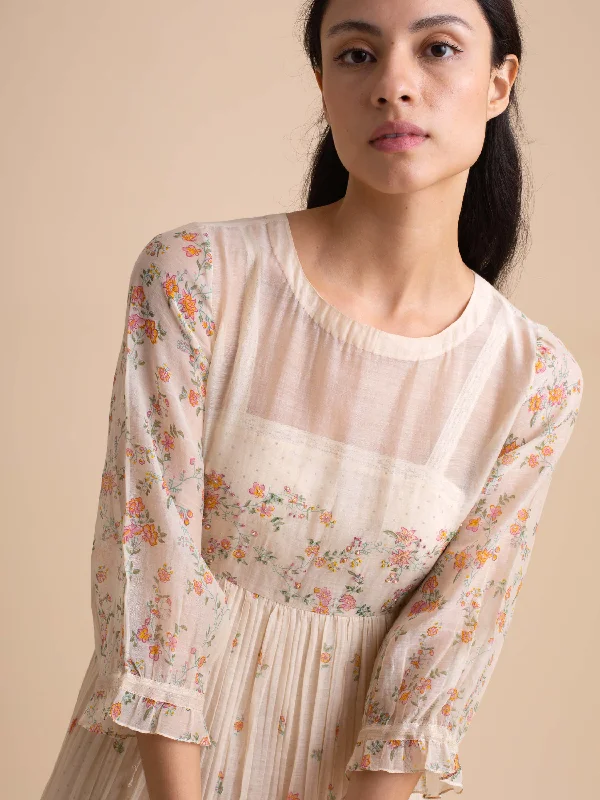 Midi dresses with lace - up fronts for a unique and adjustable style Herb Country Dress Midi dresses with lace - up fronts for a unique and adjustable style Herb Country Dress