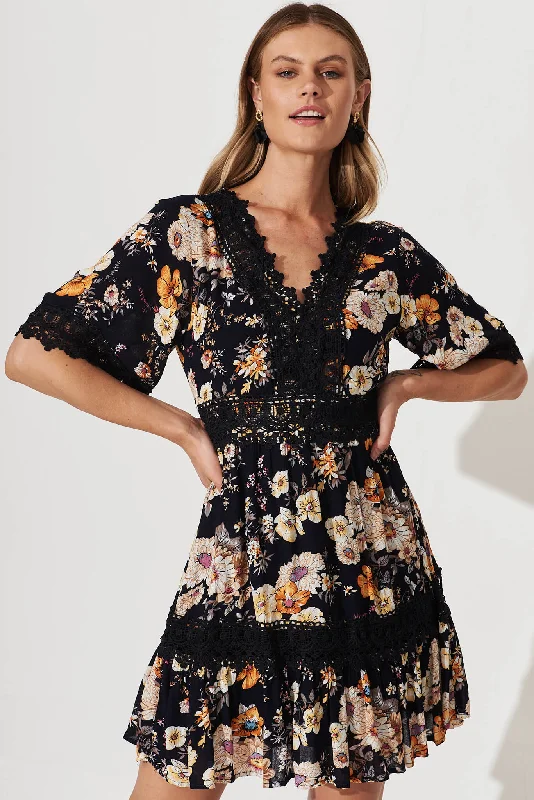 Everyday Dress with Polka - dot Design for a Fun Vibe Macca Dress In Ink With Rust Floral Everyday Dress with Polka - dot Design for a Fun Vibe Macca Dress In Ink With Rust Floral