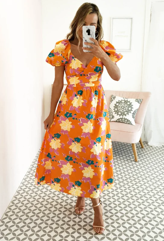 Midi dresses with ruffled sleeves for a more feminine and voluminous look Sweet Flower Midi Dress | Orange Midi dresses with ruffled sleeves for a more feminine and voluminous look Sweet Flower Midi Dress | Orange