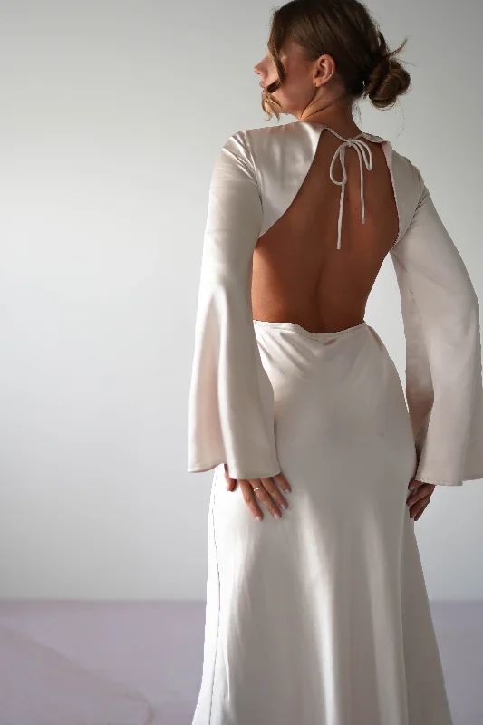Midi dresses with mesh inserts for a trendy and breathable option Vivian Long Sleeve Midi Dress | Champagne Midi dresses with mesh inserts for a trendy and breathable option Vivian Long Sleeve Midi Dress | Champagne