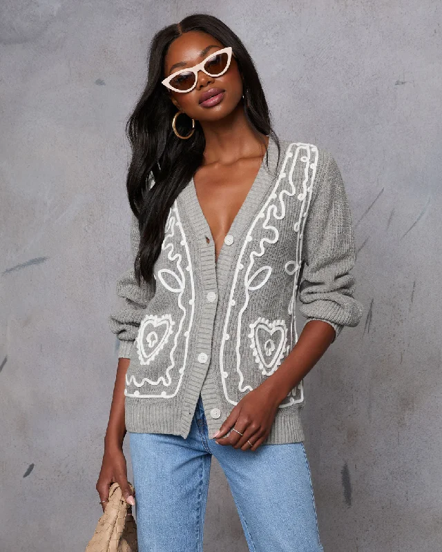 boyfriend style women cardigan for a relaxed fitAutumn Embrace Embroidered Contrast Cardigan boyfriend style women cardigan for a relaxed fitAutumn Embrace Embroidered Contrast Cardigan