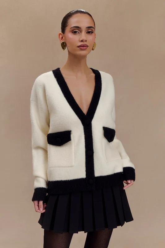 organic cotton women cardigan for an eco - friendly choiceEvangeline Oversized Knit Cardigan - Black/White organic cotton women cardigan for an eco - friendly choiceEvangeline Oversized Knit Cardigan - Black/White