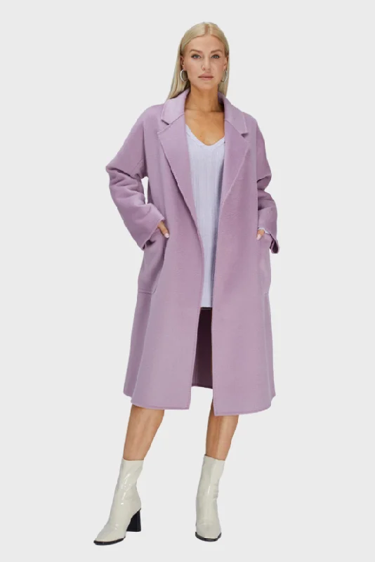 Mid - length women's down coats in a slim fit for a modern and sleek appearanceCoat with Belt (Classic Knit Ribbed) Mid - length women's down coats in a slim fit for a modern and sleek appearanceCoat with Belt (Classic Knit Ribbed)
