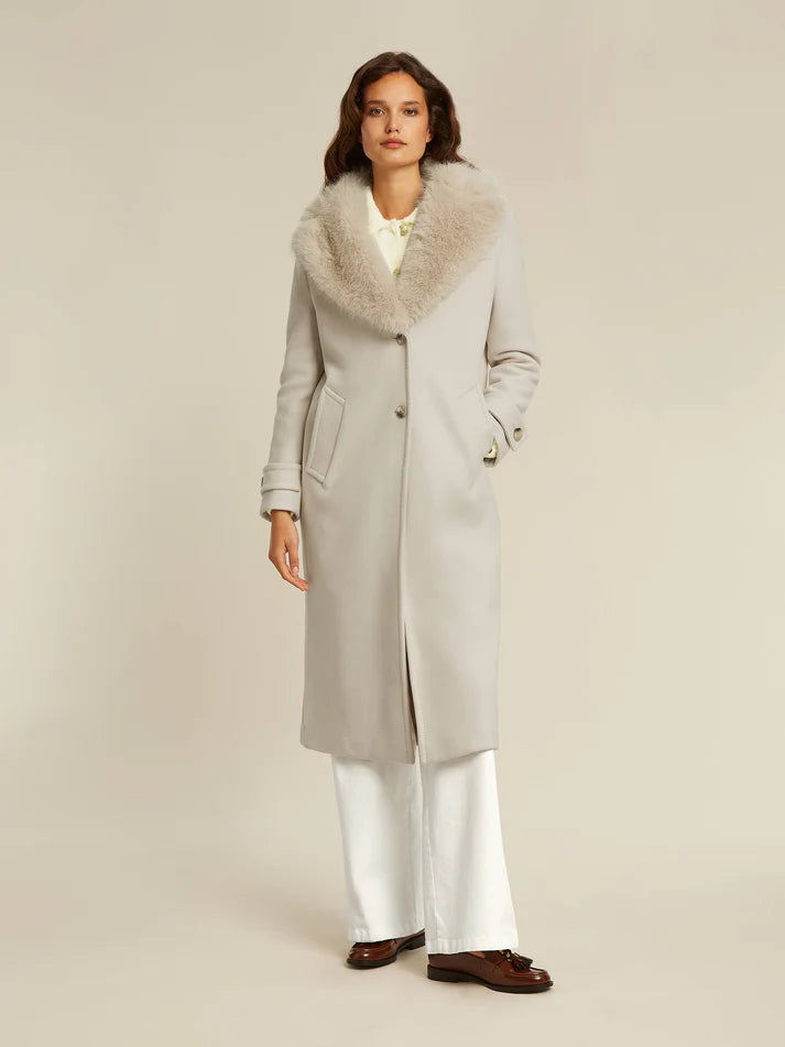 Boat Neck Women's Merino Wool Sweaters in Neutral ShadesBeaumont Kit Constance Long Coat Boat Neck Women's Merino Wool Sweaters in Neutral ShadesBeaumont Kit Constance Long Coat