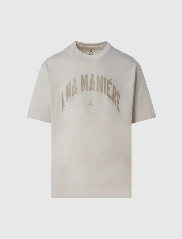 Floral Print Women T Shirt for a Feminine TouchA MA MANÍERE T-SHIRT