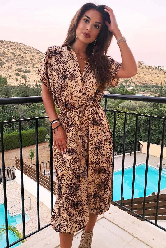 Women jumpsuits with ribbed textures for a unique and textured appearanceAnimal Print Button Up Jumpsuit Women jumpsuits with ribbed textures for a unique and textured appearanceAnimal Print Button Up Jumpsuit