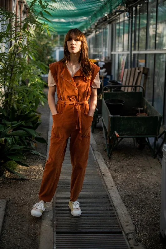 Women jumpsuits with a criss - cross back for a flirty and eye - catching detailFibre Mood Moira Jumpsuit Women jumpsuits with a criss - cross back for a flirty and eye - catching detailFibre Mood Moira Jumpsuit