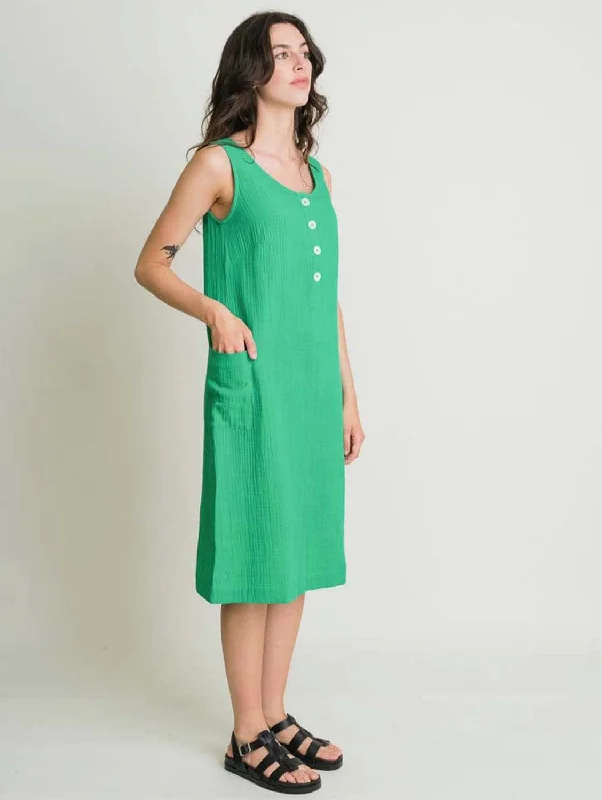 Metallic women jumpsuits for a dazzling New Year's Eve partyFlori Cotton Sun Dress | Mint Metallic women jumpsuits for a dazzling New Year's Eve partyFlori Cotton Sun Dress | Mint