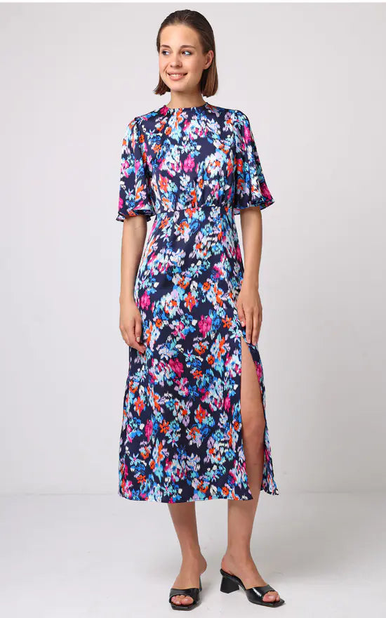 Ruffled Women Dress with Multiple Layers for a Playful and Girly StyleMidi Dress With Side Slit In Navy Print Ruffled Women Dress with Multiple Layers for a Playful and Girly StyleMidi Dress With Side Slit In Navy Print