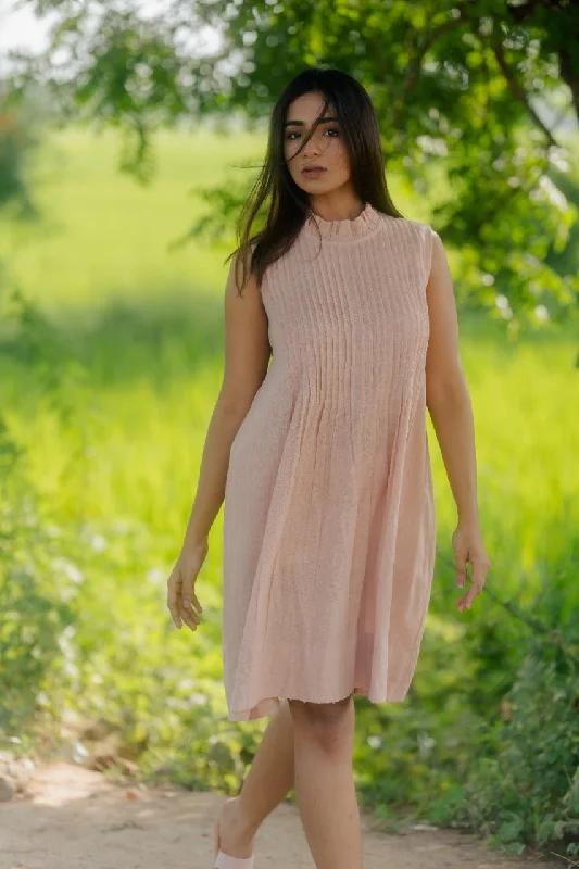 Sheath Women Dress with a Tailored Fit for a Professional Look Sheath Women Dress with a Tailored Fit for a Professional Look BLUSH PLEATED DRESS Sheath Women Dress with a Tailored Fit for a Professional Look Sheath Women Dress with a Tailored Fit for a Professional Look BLUSH PLEATED DRESS