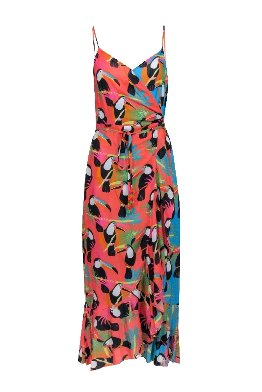 Little Black Women Dress with Sequins for a Glamorous Night Out Little Black Women Dress with Sequins for a Glamorous Night Out Farm - Pink & Blue Toucan Print Sleeveless Wrap Dress Sz S Little Black Women Dress with Sequins for a Glamorous Night Out Little Black Women Dress with Sequins for a Glamorous Night Out Farm - Pink & Blue Toucan Print Sleeveless Wrap Dress Sz S