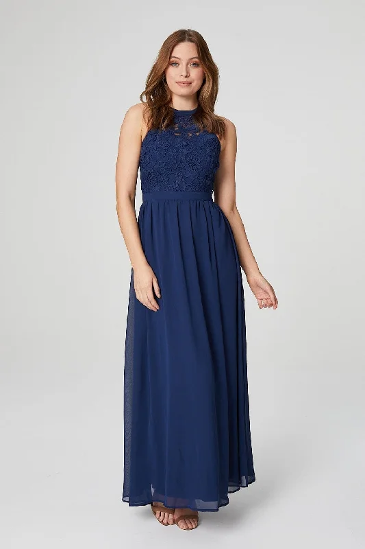 Maxi dresses with pocket details for added functionalityLace Bodice Halter Neck Gown Maxi dresses with pocket details for added functionalityLace Bodice Halter Neck Gown