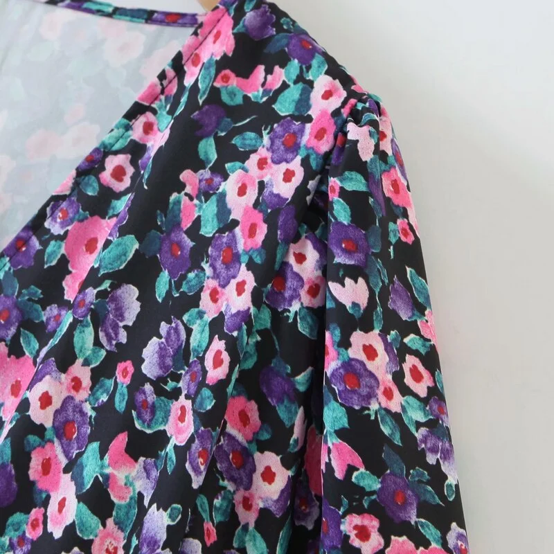Maxi dresses with an empire waist for a flattering fit on all body typesFashionSierra - Deep V Neck Mini Dresses Maxi dresses with an empire waist for a flattering fit on all body typesFashionSierra - Deep V Neck Mini Dresses