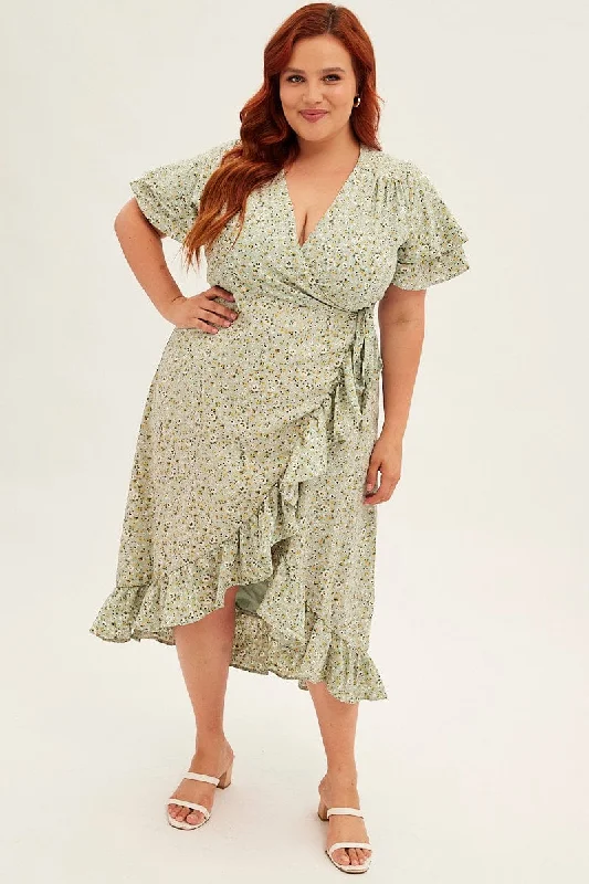 Midi dresses with gathered skirts for a full and flowing silhouetteDitsy Print Short Sleeve Frill Hem Wrap Dress Midi dresses with gathered skirts for a full and flowing silhouetteDitsy Print Short Sleeve Frill Hem Wrap Dress