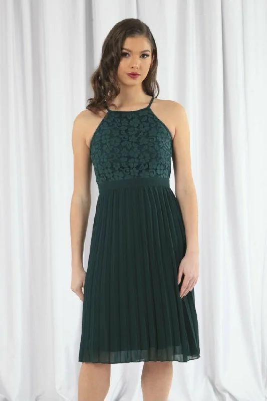 Midi dresses with ruffled hems for a romantic date nightDouble Second Green Halter Neck Pleated Lace Dress Midi dresses with ruffled hems for a romantic date nightDouble Second Green Halter Neck Pleated Lace Dress