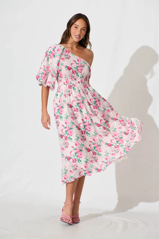 Midi dresses with patchwork patterns for a one - of - a - kind styleEsen Midi Dress in Pink and Green Floral Cotton Blend Midi dresses with patchwork patterns for a one - of - a - kind styleEsen Midi Dress in Pink and Green Floral Cotton Blend
