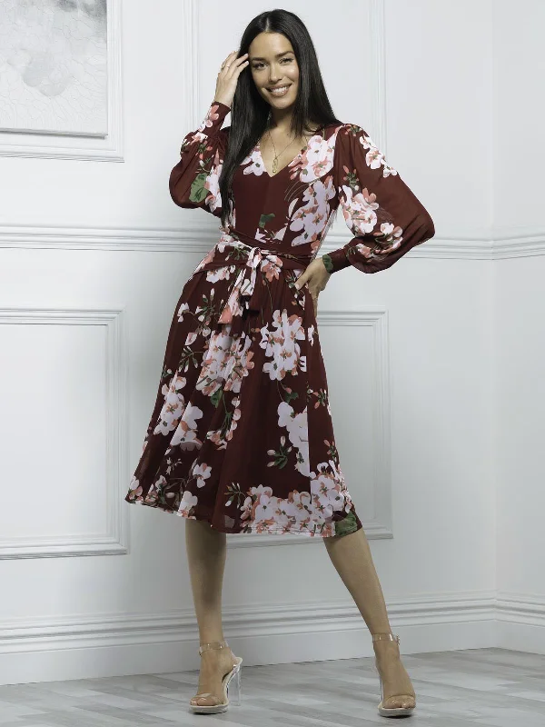 Midi dresses with patchwork patterns for a one - of - a - kind styleGabriel Twist Waist Swing Dress, Floral Multi Midi dresses with patchwork patterns for a one - of - a - kind styleGabriel Twist Waist Swing Dress, Floral Multi