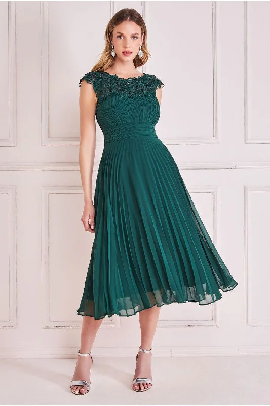 Midi dresses with bow accents for a sweet and charming lookGoddiva Crochet & Pleated Top Midi - Emerald Midi dresses with bow accents for a sweet and charming lookGoddiva Crochet & Pleated Top Midi - Emerald