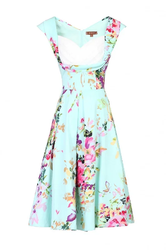 Midi dresses with printed lining for a hidden and stylish detailRetro Crossover Bust Swing Dress, Green Floral Midi dresses with printed lining for a hidden and stylish detailRetro Crossover Bust Swing Dress, Green Floral