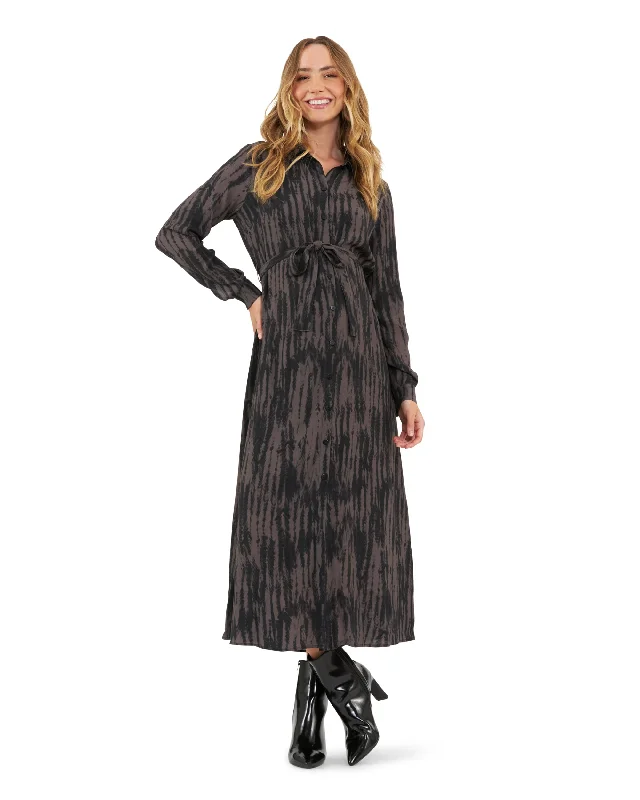 Midi dresses with geometric cutouts for a contemporary and edgy lookSylvia Shirt Dress Mocha / Black Midi dresses with geometric cutouts for a contemporary and edgy lookSylvia Shirt Dress Mocha / Black