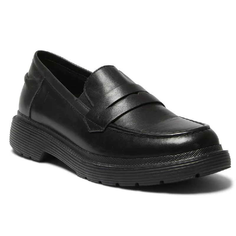 Eleanor Loafer in Black Leather