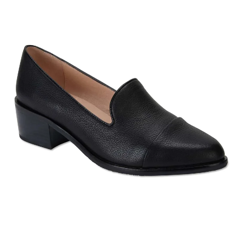 Child - Friendly Women's Loafers in Purple for Moms on the GoExpert Loafer in Black Leather Child - Friendly Women's Loafers in Purple for Moms on the GoExpert Loafer in Black Leather