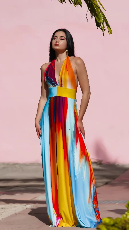 Maxi dresses with ribbed textures for a unique and tactile look"Around the World" Zola Maxi Dress, Holi Maxi dresses with ribbed textures for a unique and tactile look"Around the World" Zola Maxi Dress, Holi