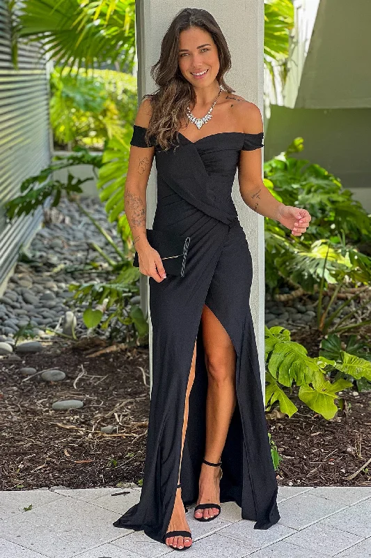 Printed maxi dresses with abstract patterns for an artistic lookBlack Off Shoulder Ruched Maxi Dress With Slit Printed maxi dresses with abstract patterns for an artistic lookBlack Off Shoulder Ruched Maxi Dress With Slit