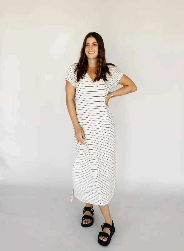 Maxi dresses with an asymmetric hem for a fashion - forward and eye - catching designBrielle Midi Dress Maxi dresses with an asymmetric hem for a fashion - forward and eye - catching designBrielle Midi Dress