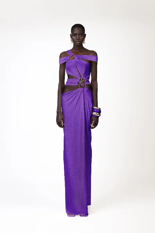 Maxi dresses with a V - neckline for a flattering and elongating shapeKiyren Dress - Purple Maxi dresses with a V - neckline for a flattering and elongating shapeKiyren Dress - Purple