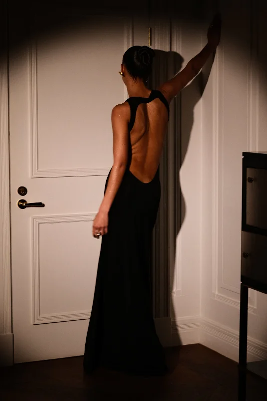Maxi dresses with a criss - cross back for a flirty and unique detailLouise Slinky Backless Maxi Dress - Black Maxi dresses with a criss - cross back for a flirty and unique detailLouise Slinky Backless Maxi Dress - Black