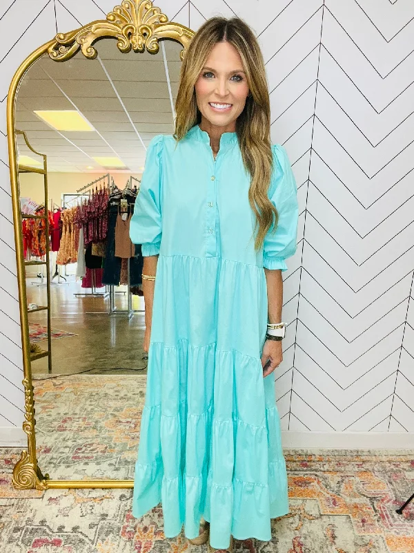 Maxi dresses with cut - out details on the sides for a modern edgeTELL YOUR STORY DRESS Maxi dresses with cut - out details on the sides for a modern edgeTELL YOUR STORY DRESS