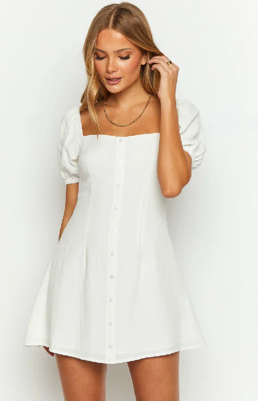 Mini dresses with mesh panels for a sexy and trendy lookMaysen White Cap Sleeve Mini Dress Mini dresses with mesh panels for a sexy and trendy lookMaysen White Cap Sleeve Mini Dress