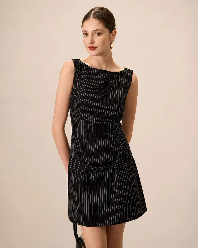 Mini dresses with keyhole necklinesWomen's Black Boat Neck Striped Mini Dress