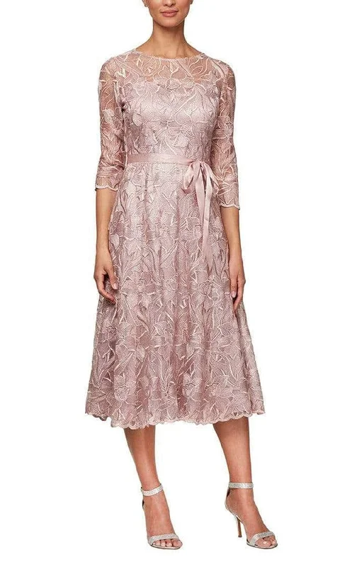 Wedding guest dresses with puff sleeves and knee - length hemsAlex Evenings - 8117835 Quarter Sleeves Embroidered A-Line Dress Wedding guest dresses with puff sleeves and knee - length hemsAlex Evenings - 8117835 Quarter Sleeves Embroidered A-Line Dress