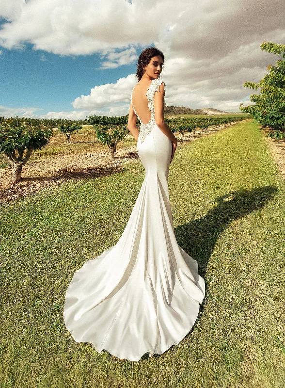 Two - piece wedding dresses with a crop topMermaid Satin Wedding Dress with Open Back Two - piece wedding dresses with a crop topMermaid Satin Wedding Dress with Open Back