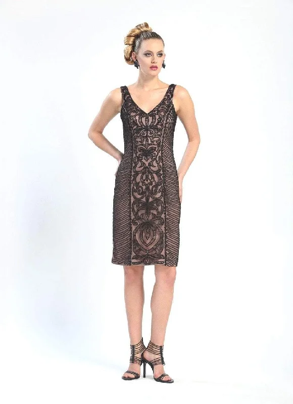 Cocktail dresses with a mesh panel and a high - neck designSue Wong - V-Cut Neckline Swirl Patterned Dress N4305 Cocktail dresses with a mesh panel and a high - neck designSue Wong - V-Cut Neckline Swirl Patterned Dress N4305