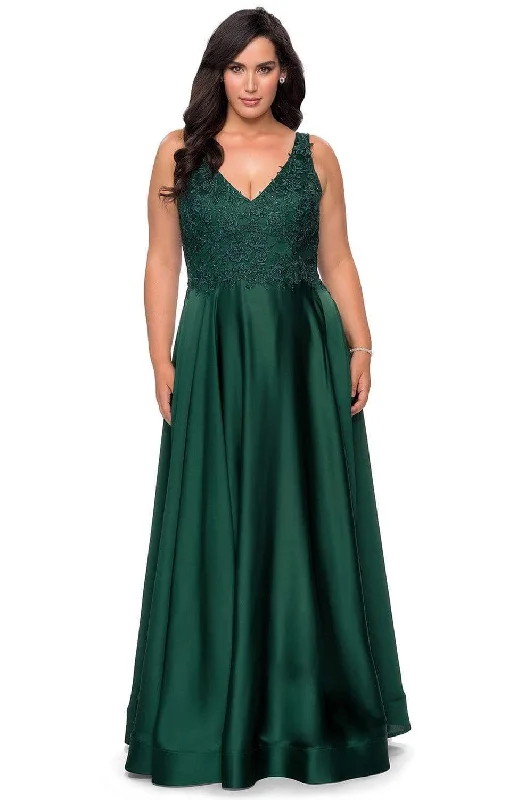 Prom dresses with lace - up side panels and ruffled bodices for a feminine and detailed lookLa Femme - 29039 Lace Bodice High Slit Junior Prom Satin Gown Prom dresses with lace - up side panels and ruffled bodices for a feminine and detailed lookLa Femme - 29039 Lace Bodice High Slit Junior Prom Satin Gown