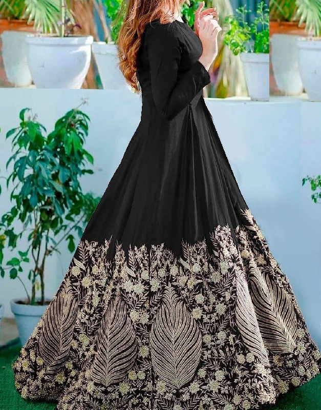 Party dresses with a unique neckline, like a sweetheart or square neckReadymade Embroidered Black Chiffon Maxi with Inner (DZ17192) Party dresses with a unique neckline, like a sweetheart or square neckReadymade Embroidered Black Chiffon Maxi with Inner (DZ17192)