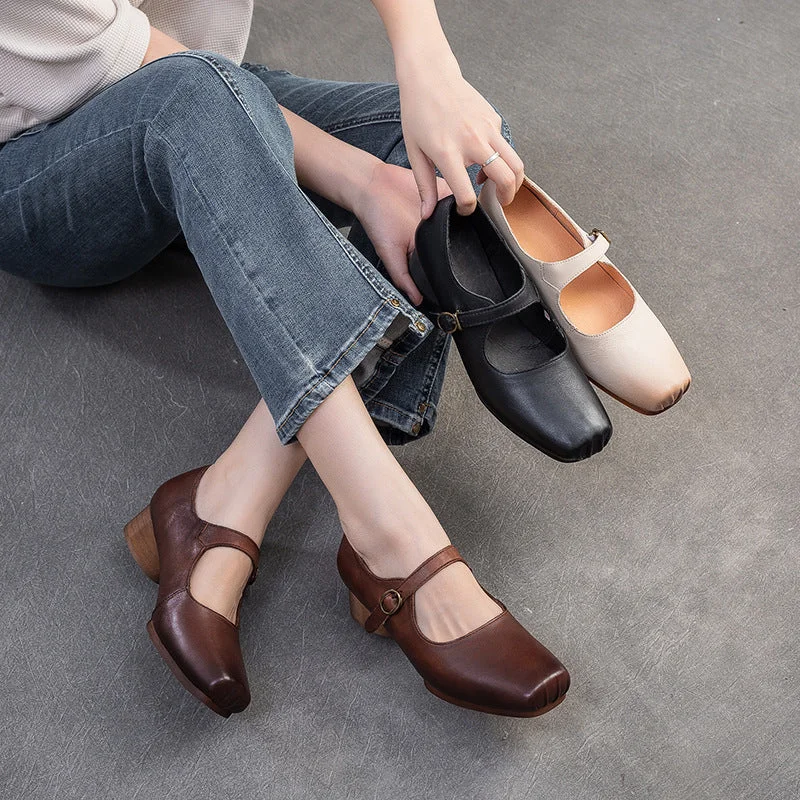 Women Retro Leather Buckle Low Block Casual Shoes