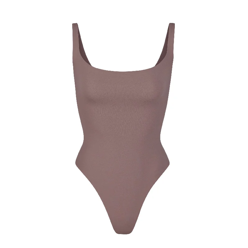 Crop Bodysuits to Pair with High - Waisted BottomsFITS EVERYBODY SQUARE NECK BODYSUIT | UMBER Crop Bodysuits to Pair with High - Waisted BottomsFITS EVERYBODY SQUARE NECK BODYSUIT | UMBER