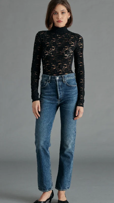 Lace Bodysuits for a Sexy and Elegant Bedroom LookLace Bodysuit in Black or White by Steve Madden Lace Bodysuits for a Sexy and Elegant Bedroom LookLace Bodysuit in Black or White by Steve Madden