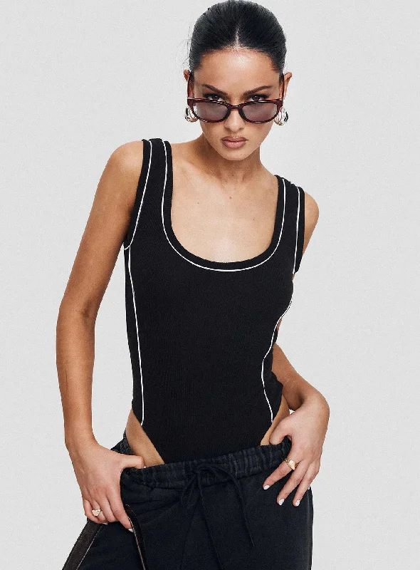 Metallic Bodysuits for a Glitzy and Glamorous Night OutVelvela Contrast Stitch Bodysuit Black / White Metallic Bodysuits for a Glitzy and Glamorous Night OutVelvela Contrast Stitch Bodysuit Black / White